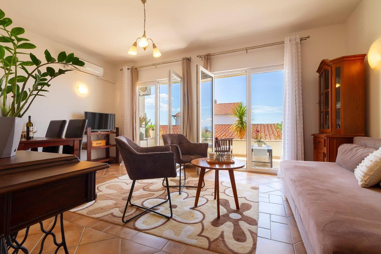 Apartmani Smokovo Jadranovo Buitenkant foto